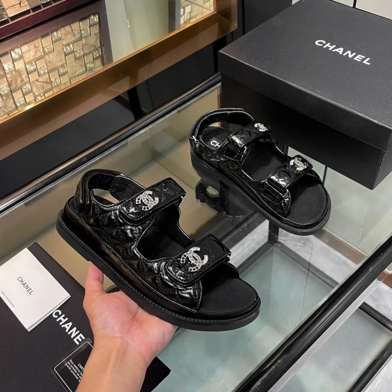MoistureWicking Chanel Sandals 19121