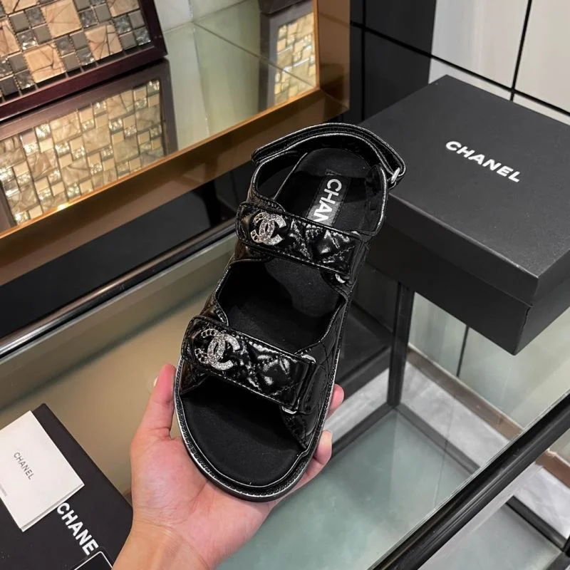 MoistureWicking Chanel Sandals 19121