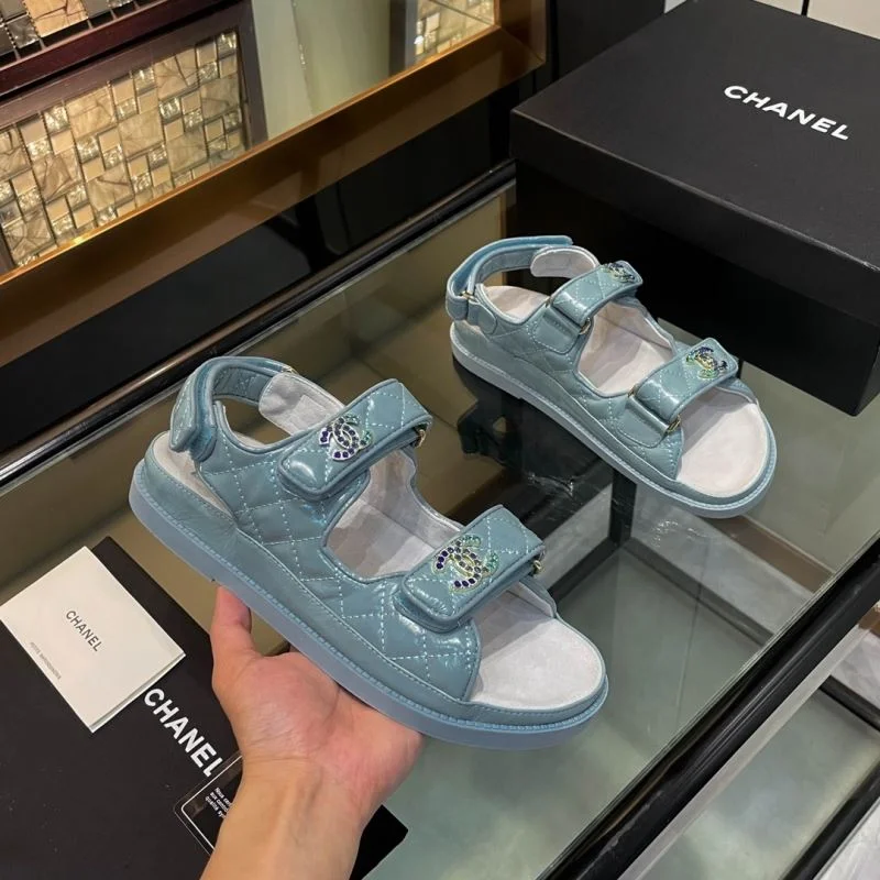 Versatile Chanel Sandals 19119