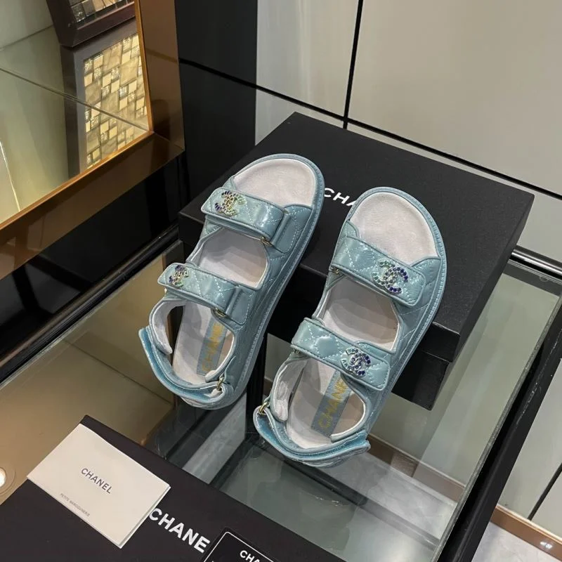 Versatile Chanel Sandals 19119