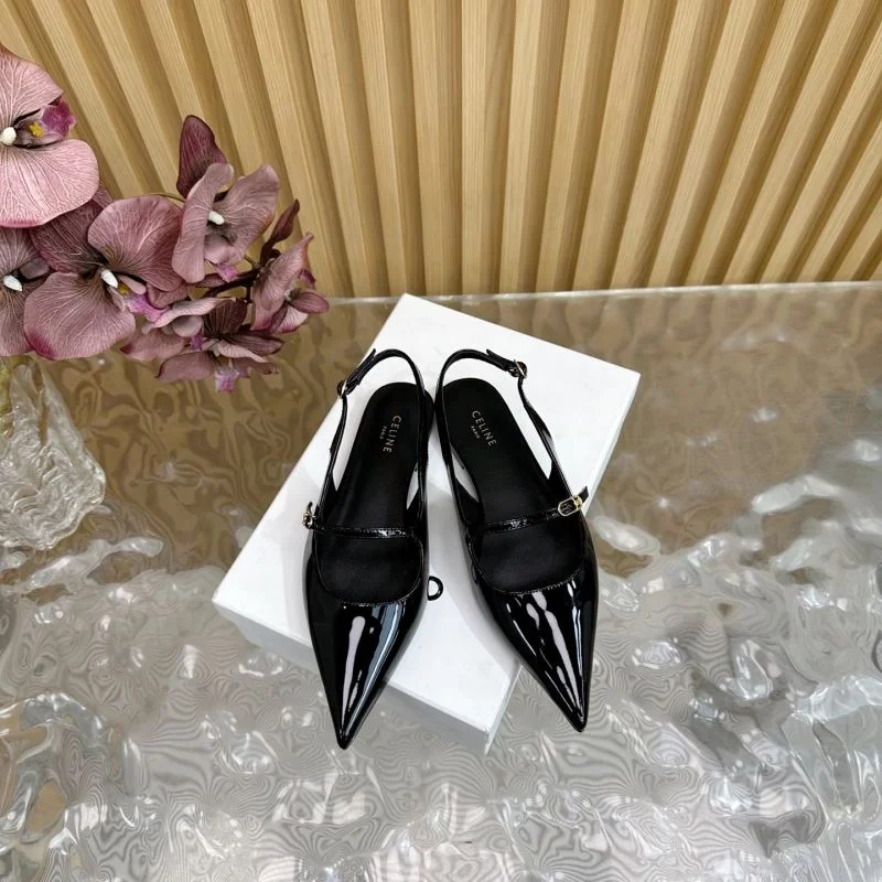 Bold Chanel Sandals 19108