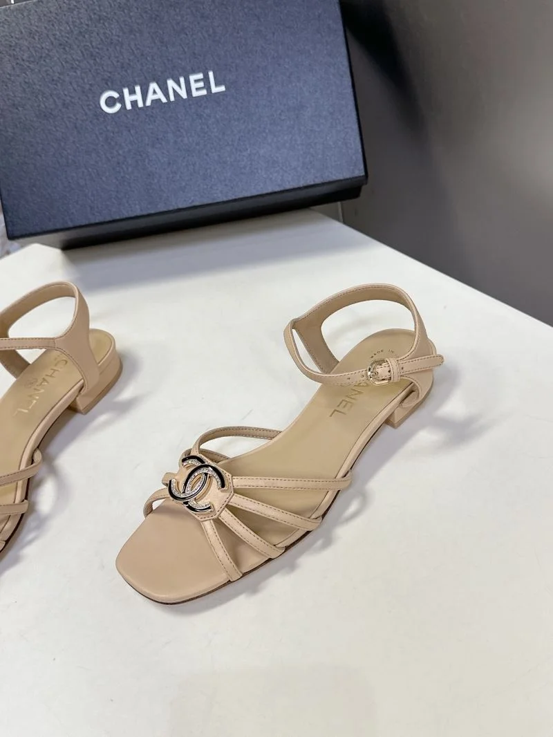 Fashionable Chanel Sandals 19092