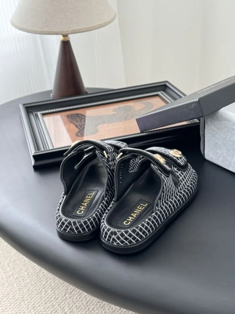 Chanel Sandals Chic 19136