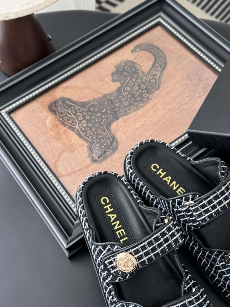 Chanel Sandals Chic 19136
