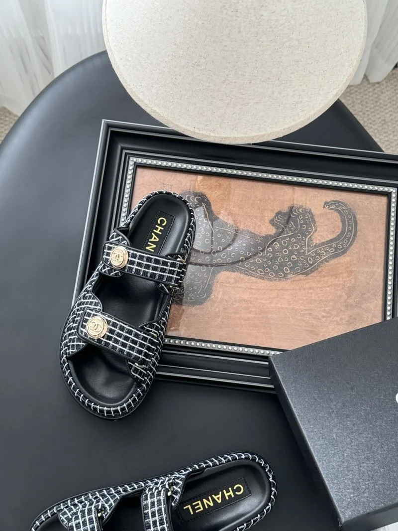 Chanel Sandals Chic 19136