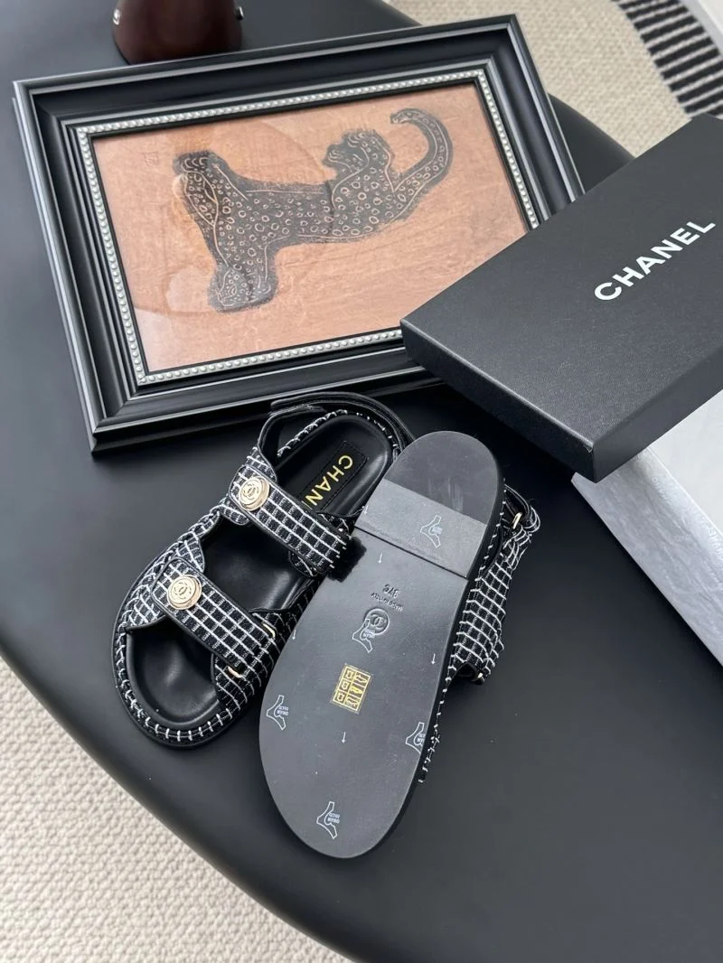 Versatile Chanel Sandals 19089