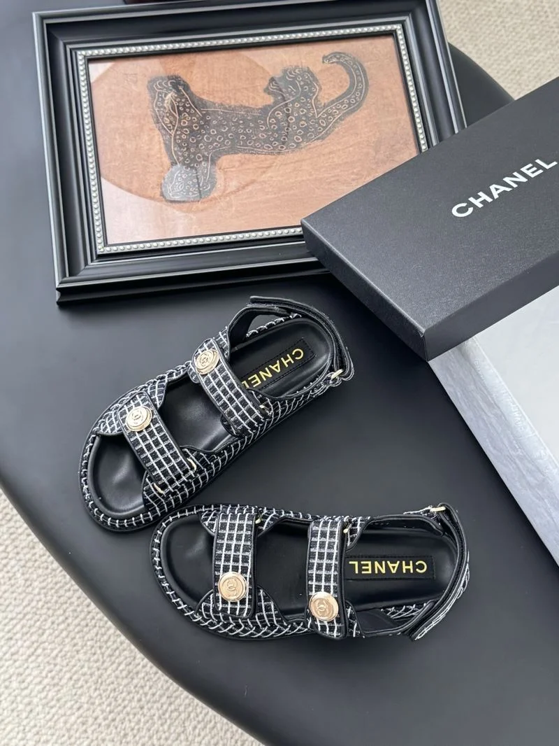 Versatile Chanel Sandals 19089