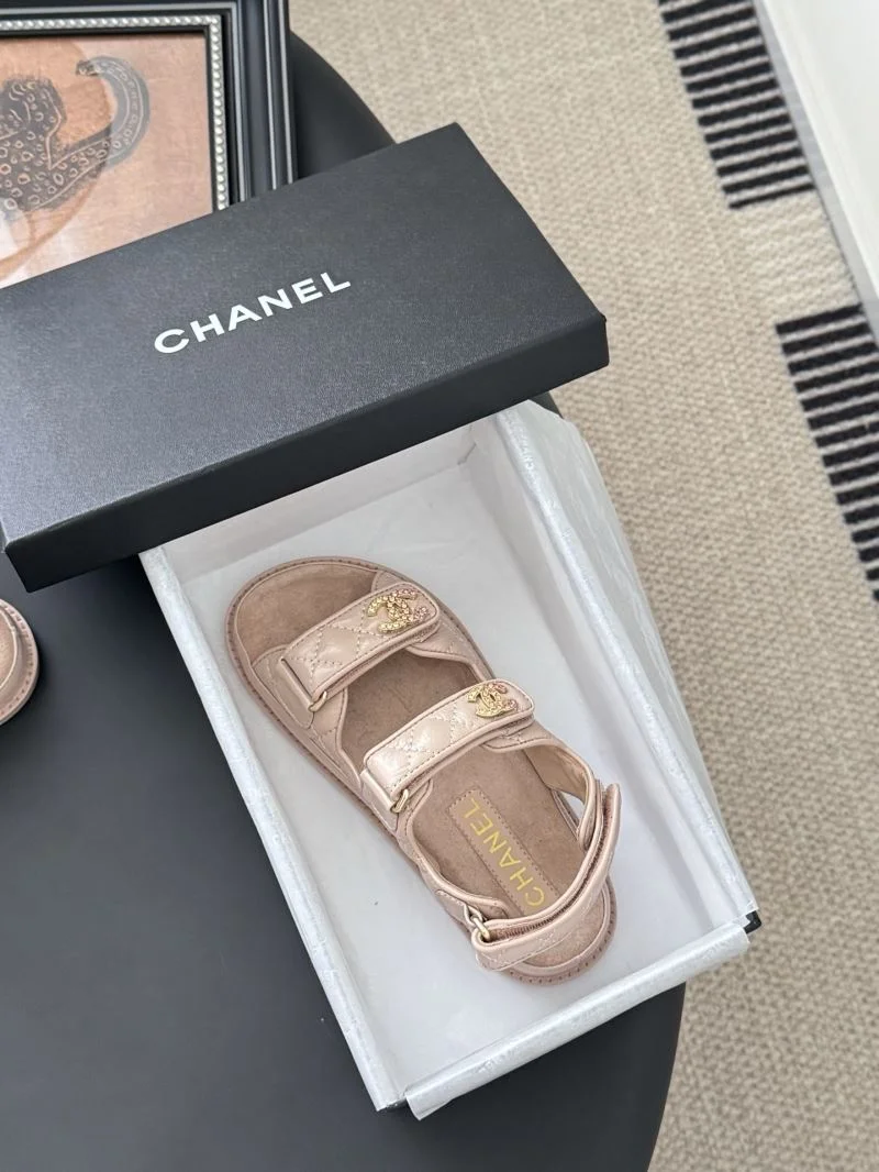 Resilient Chanel Sandals 19074