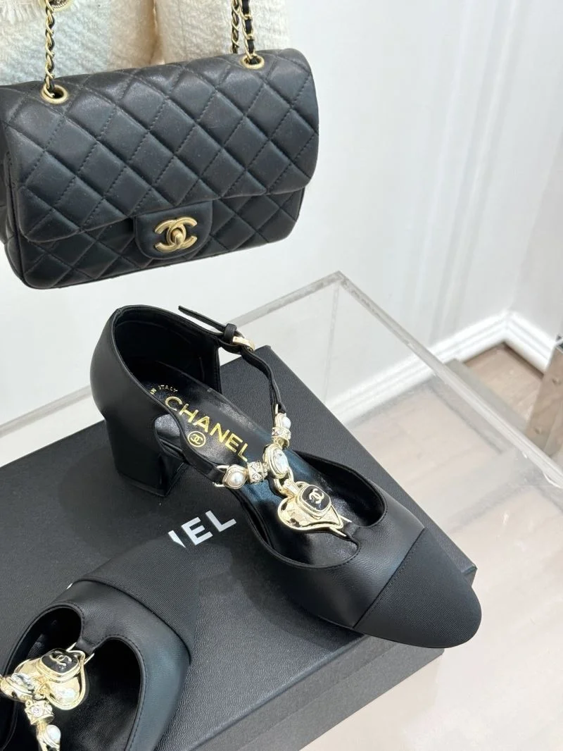 Popular Chanel Sandals 19062
