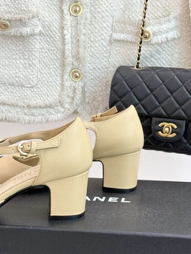 Chanel Sandals Flexible 19067