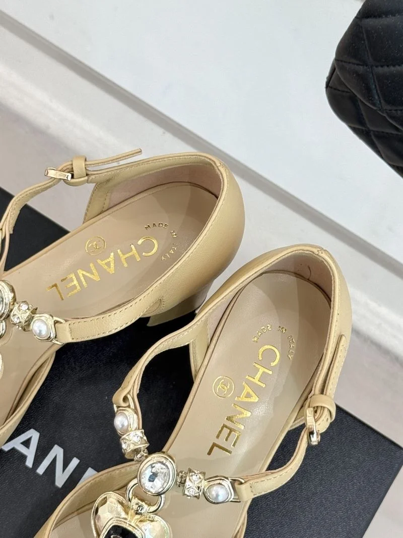 Chanel Sandals Flexible 19067