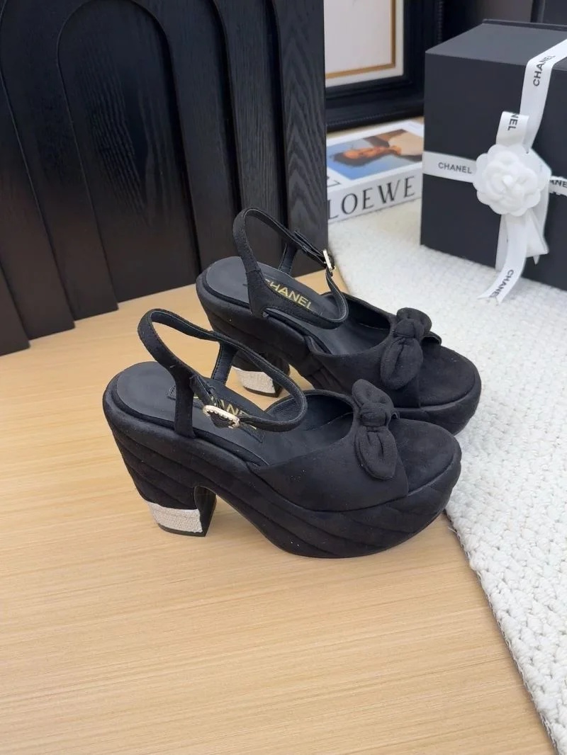 Functional Chanel Sandals 19095