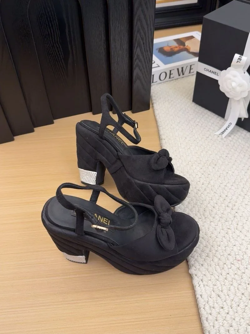Functional Chanel Sandals 19095