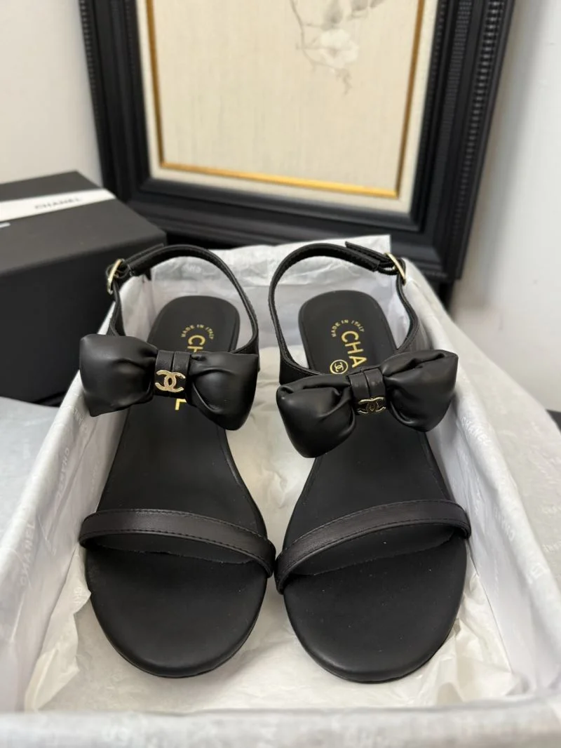 Classic Chanel Sandals 19041