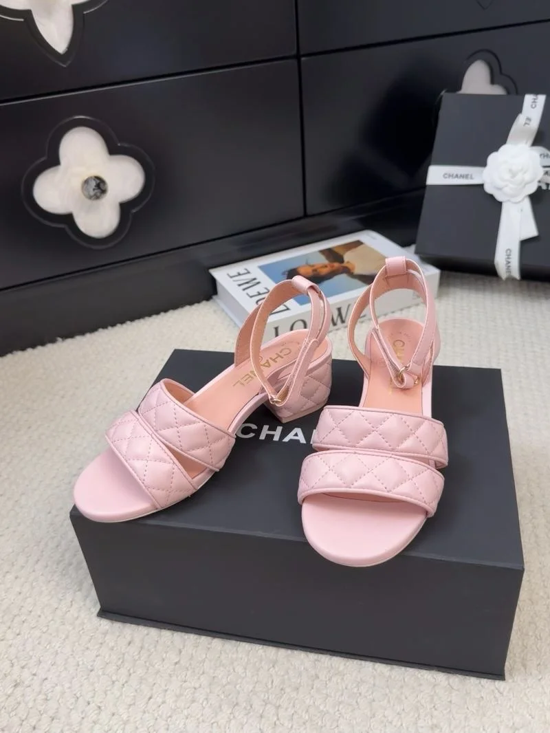 Sleek Chanel Sandals 19043