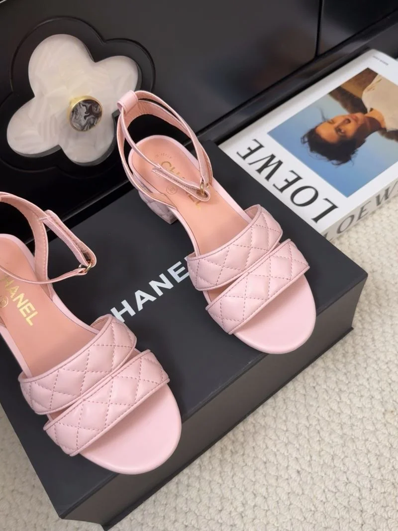 Sleek Chanel Sandals 19043