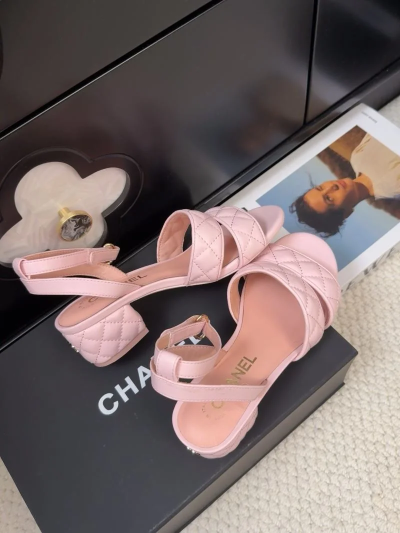 Sleek Chanel Sandals 19043