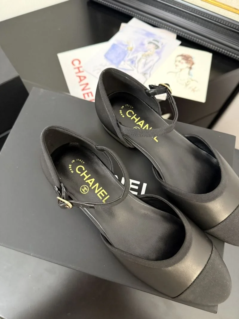 Chanel Sandals WellDesigned 19036