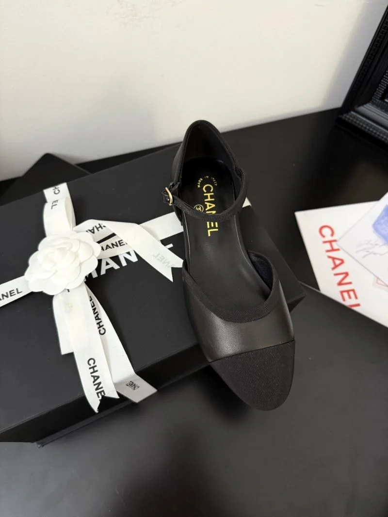 Chanel Sandals WellDesigned 19036