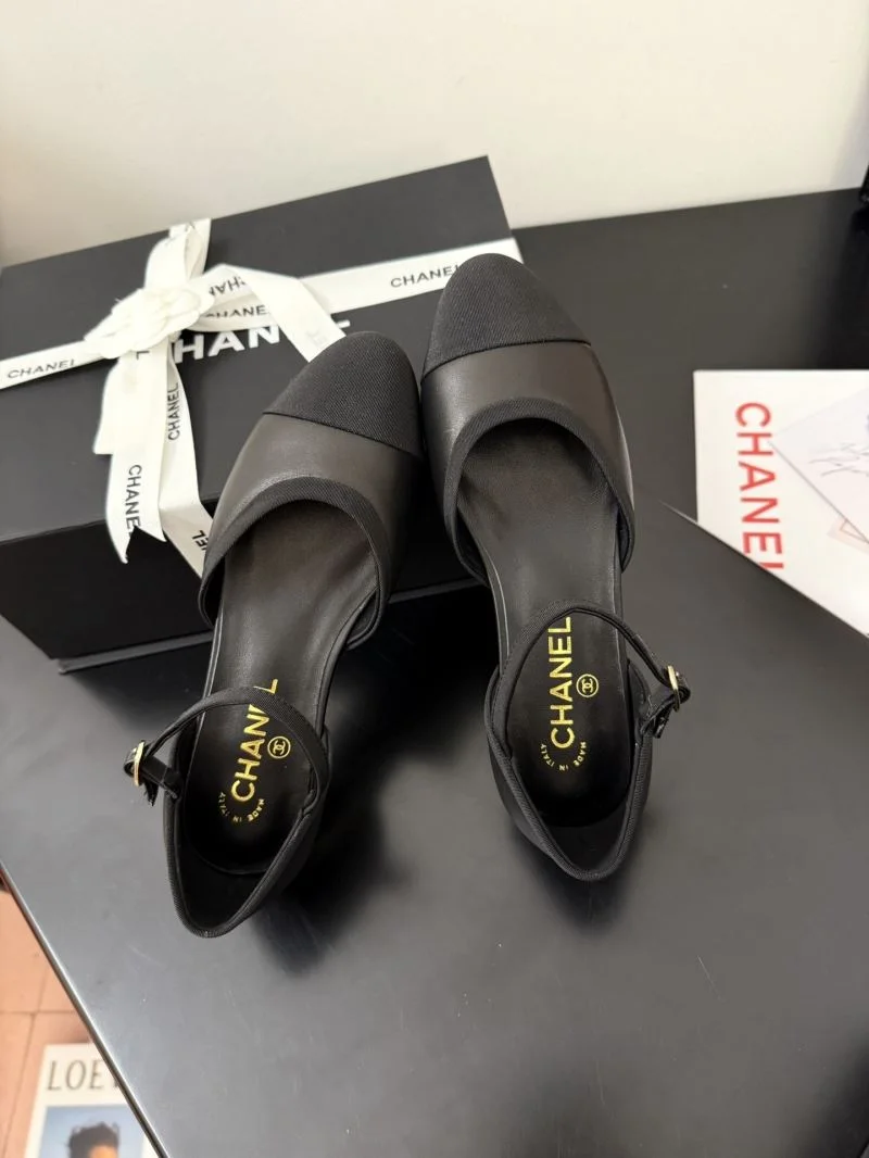 Chanel Sandals WellDesigned 19036