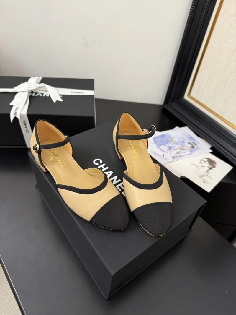 QuickDry Chanel Sandals 19111