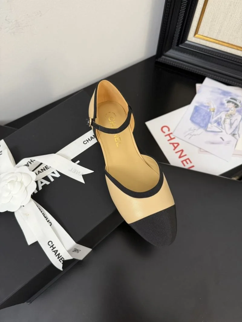 QuickDry Chanel Sandals 19111