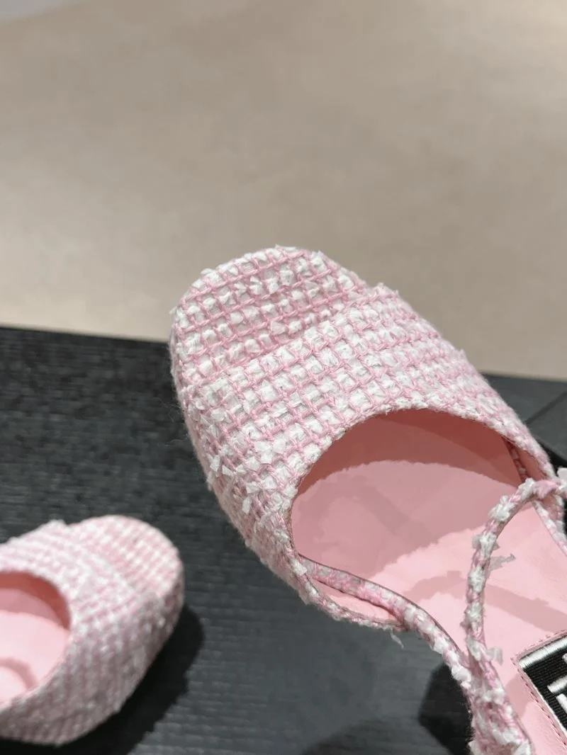 Chanel Sandals Elegant 19029