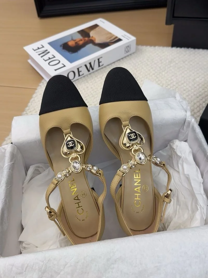 Chanel Sandals UrbanStyle 19011