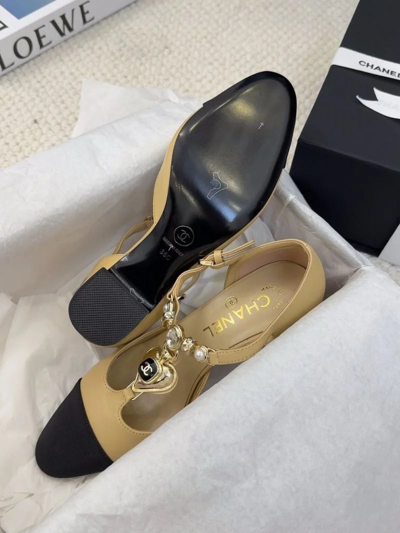 Chanel Sandals UrbanStyle 19011