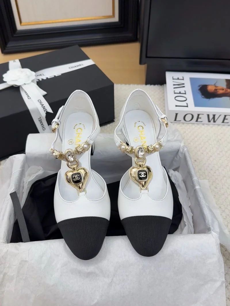 ModernLook Chanel Sandals 19010