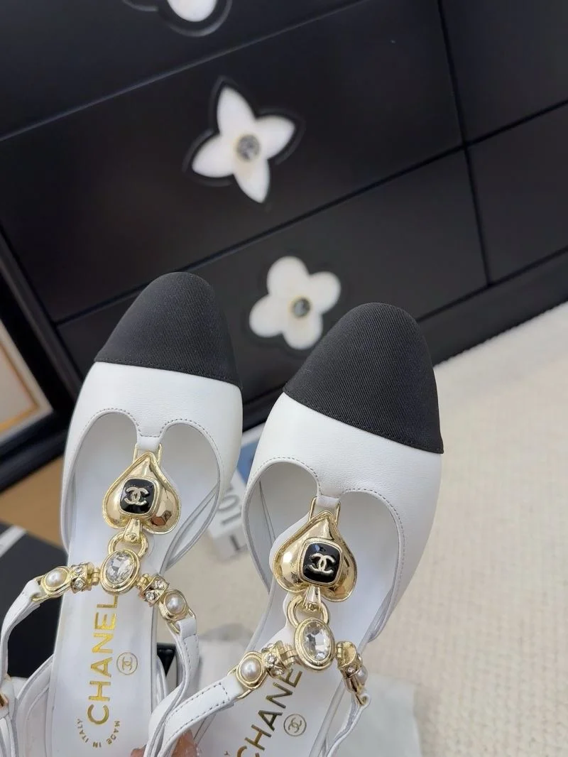 ModernLook Chanel Sandals 19010
