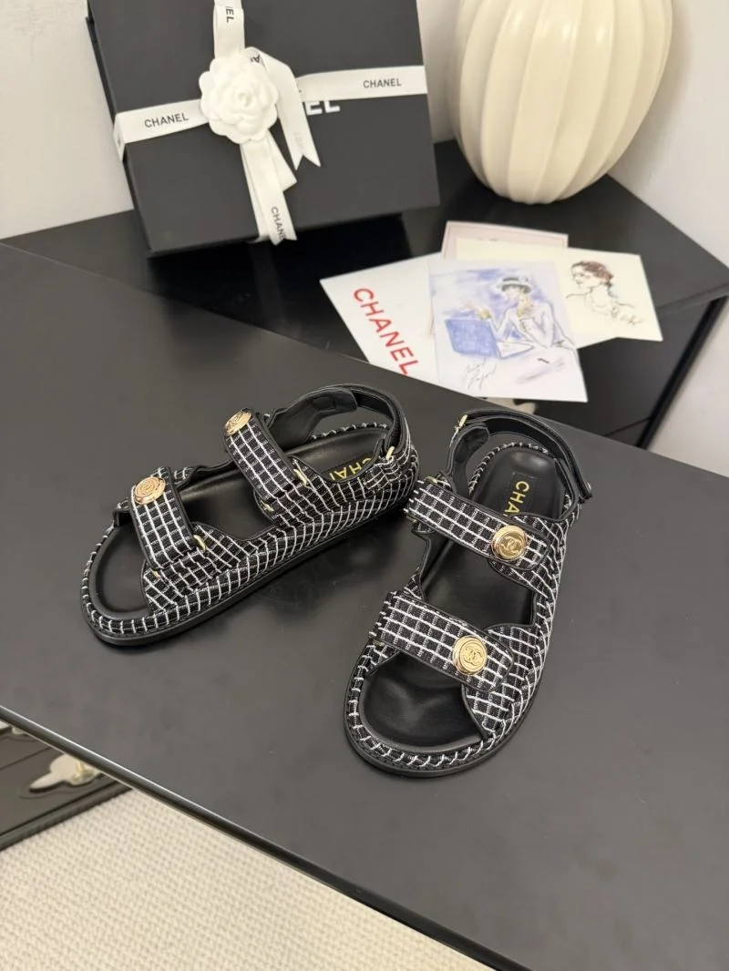 Chanel Sandals Stylish 19014