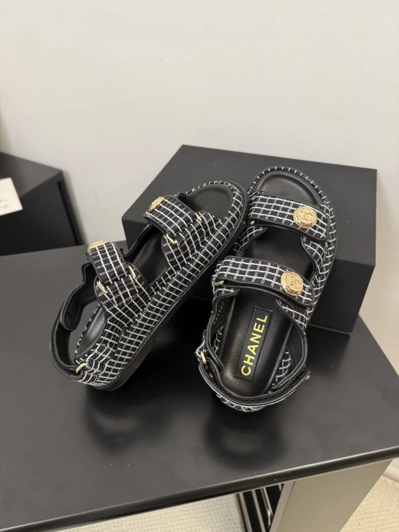 Chanel Sandals Stylish 19014