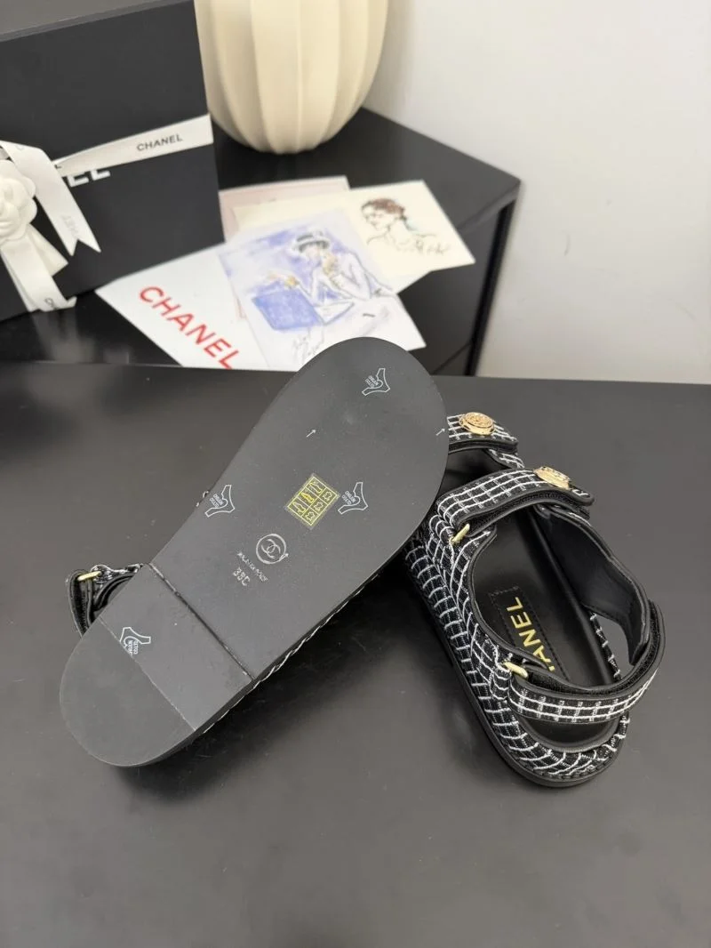 Chanel Sandals Stylish 19014