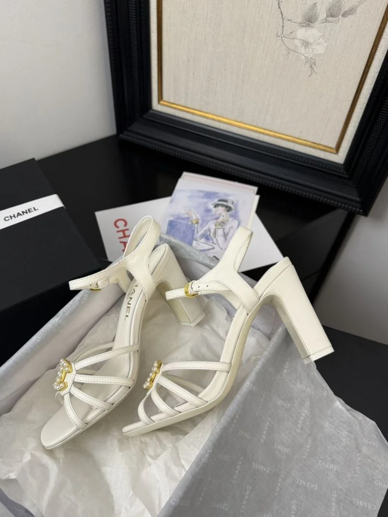 Bold Chanel Sandals 18994