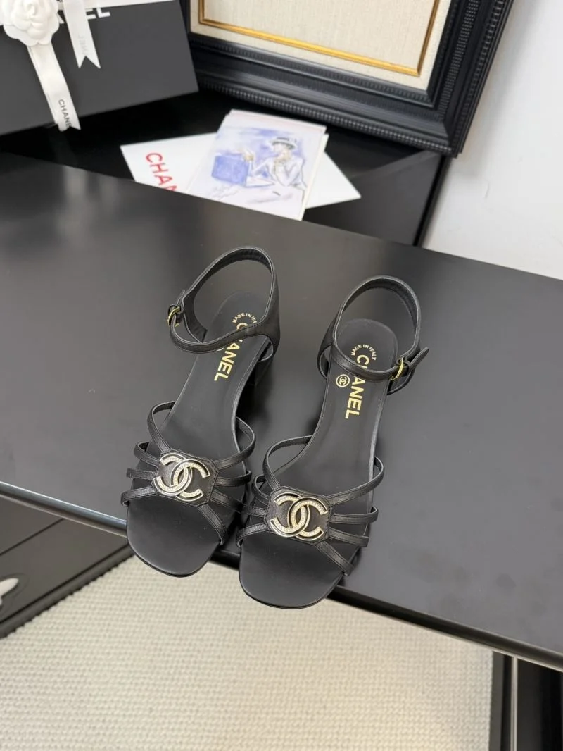 EyeCatching Chanel Sandals 18995