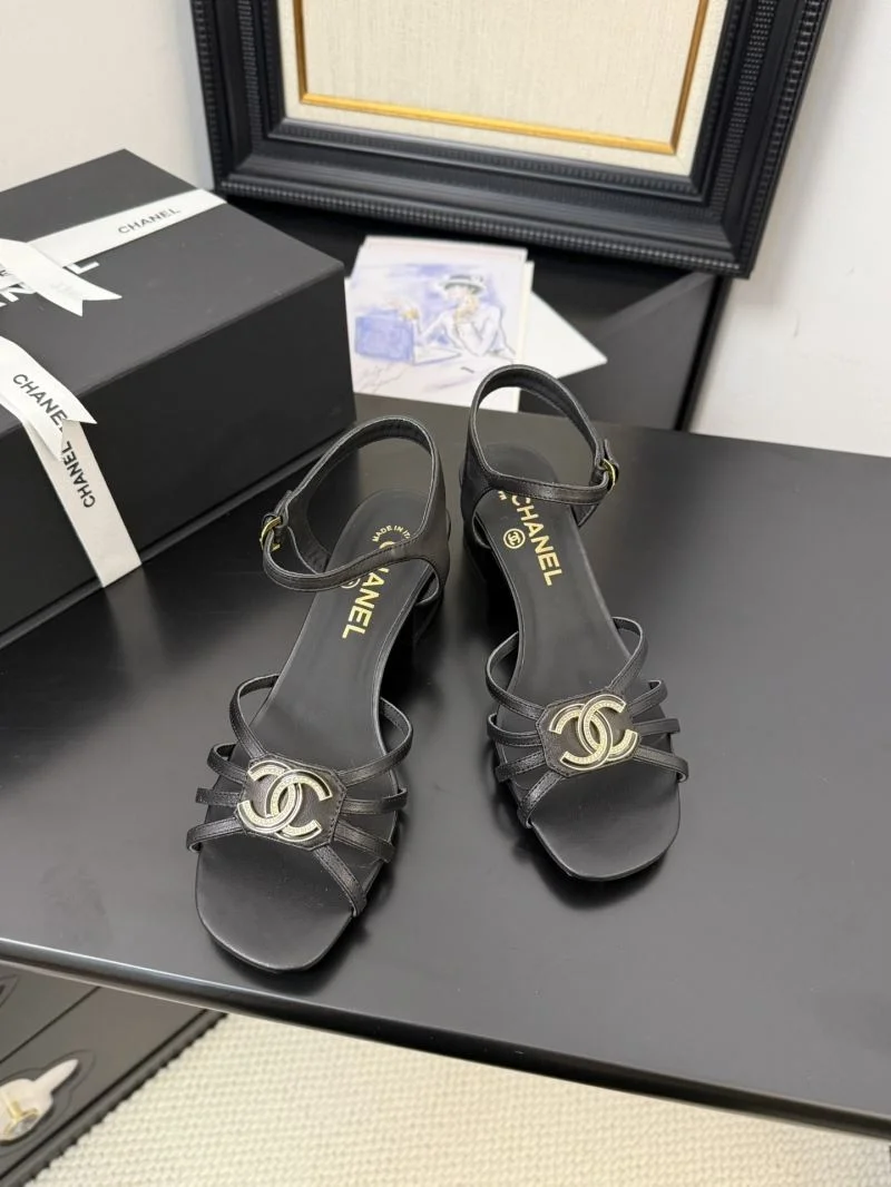 EyeCatching Chanel Sandals 18995