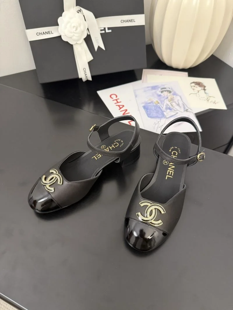 Breathable Chanel Sandals 18984