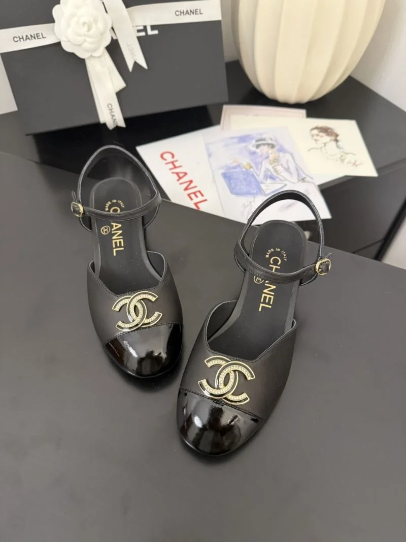 Breathable Chanel Sandals 18984