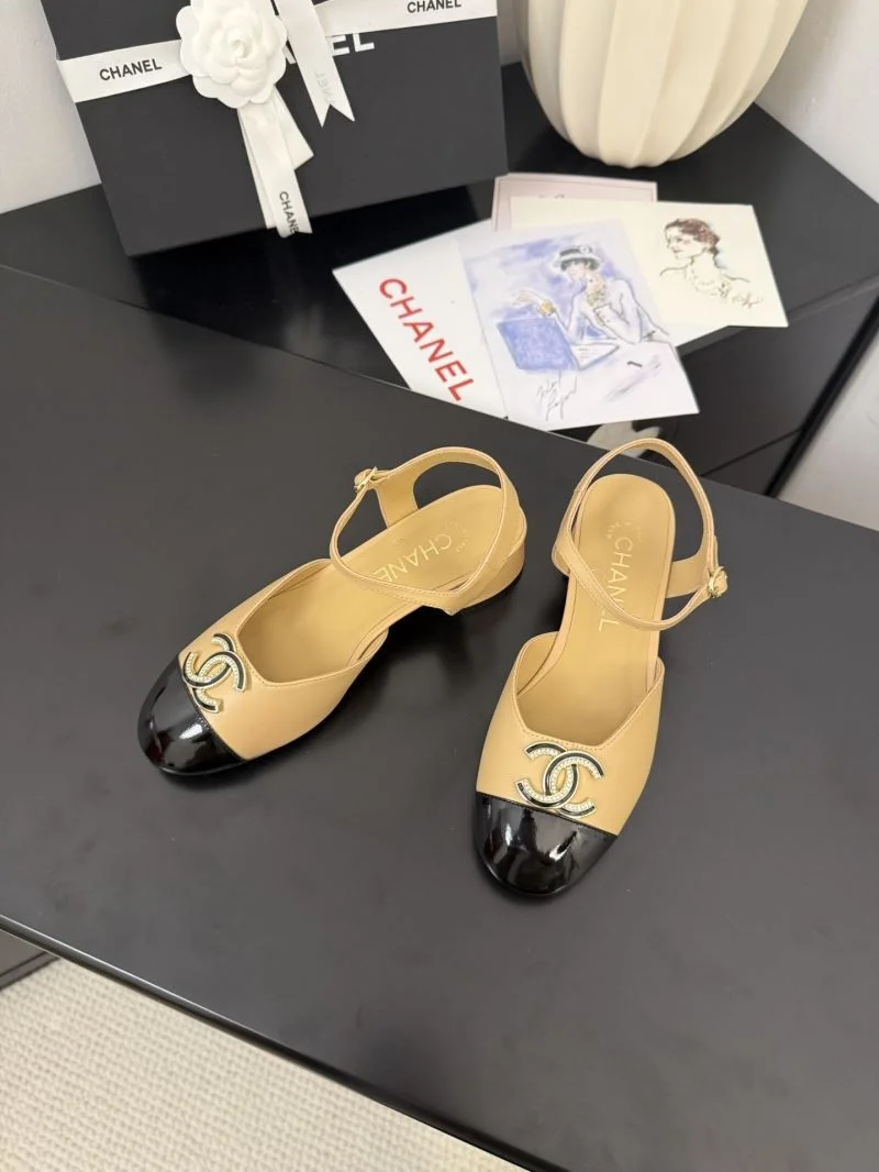Refined Chanel Sandals 19003