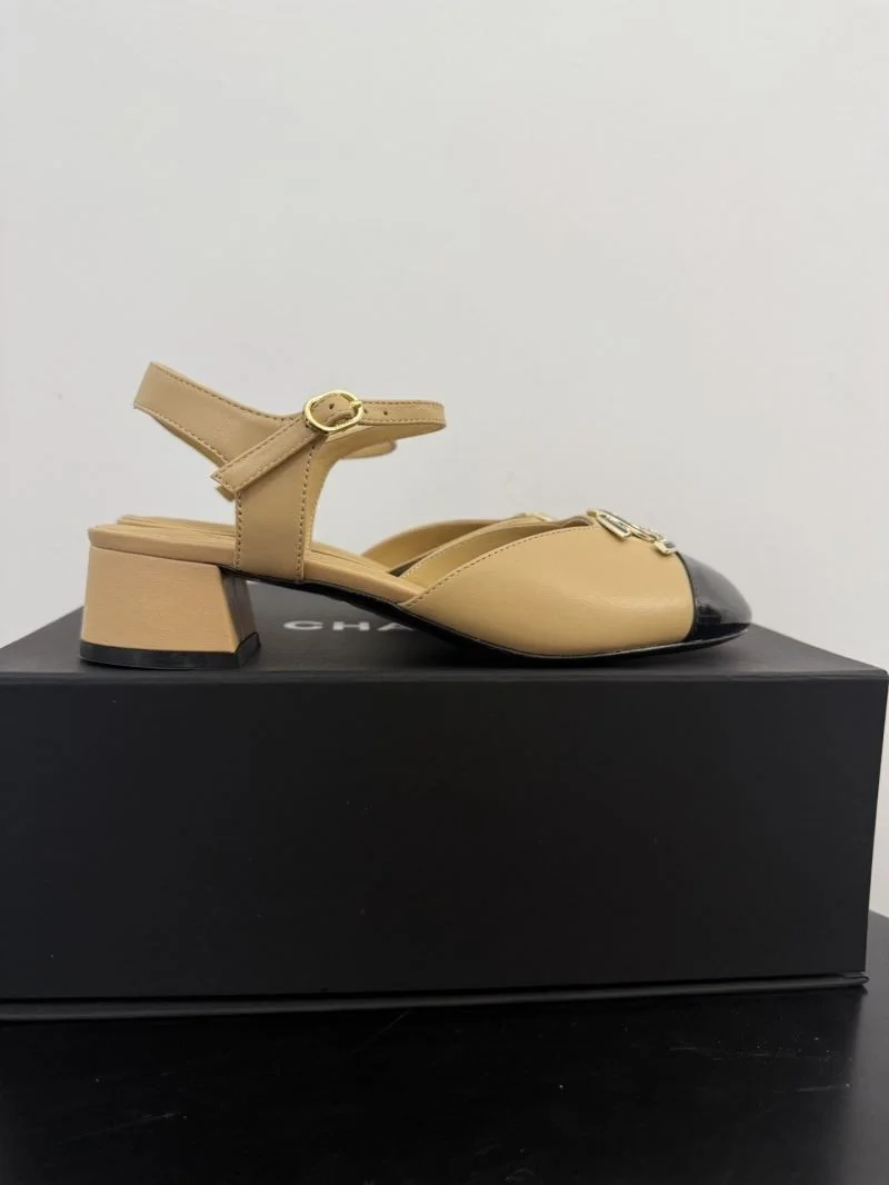Refined Chanel Sandals 19003