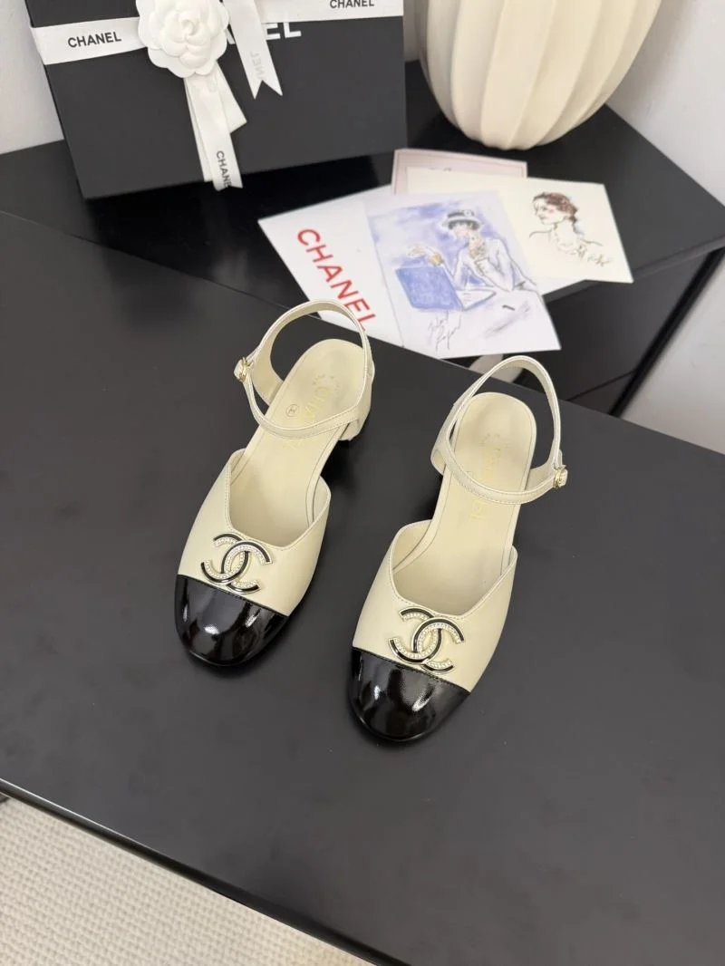 QuickDry Chanel Sandals 18985