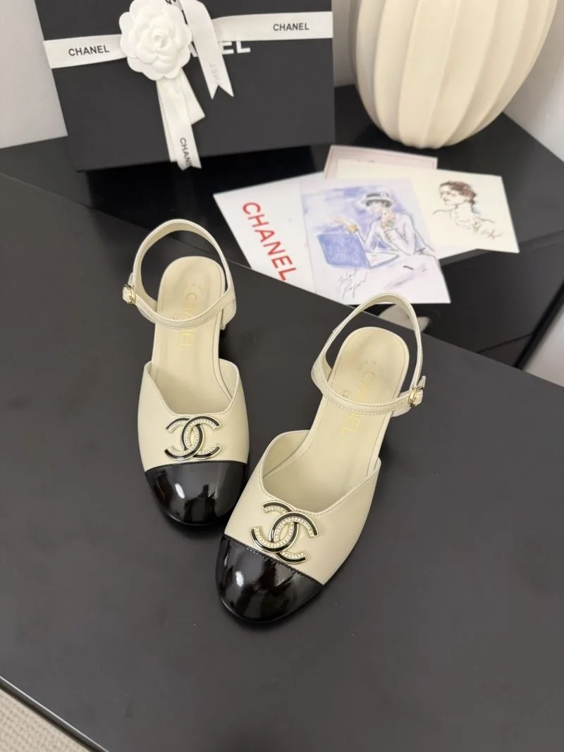 QuickDry Chanel Sandals 18985