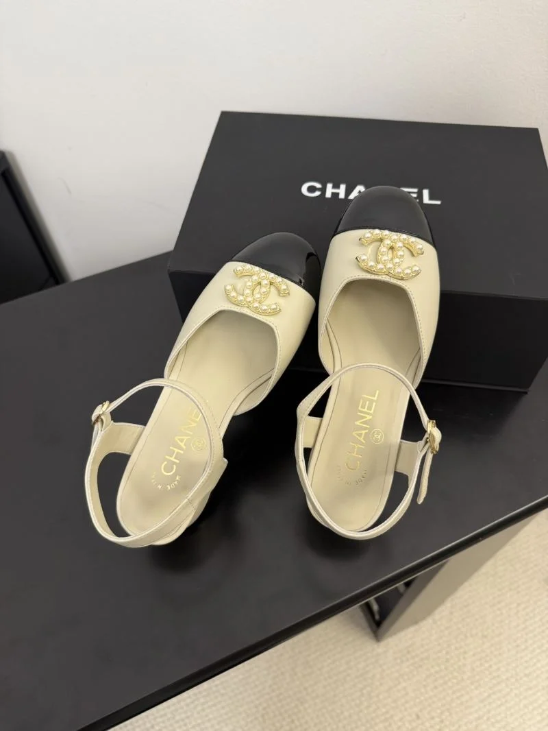 Chanel Sandals TravelReady 18978