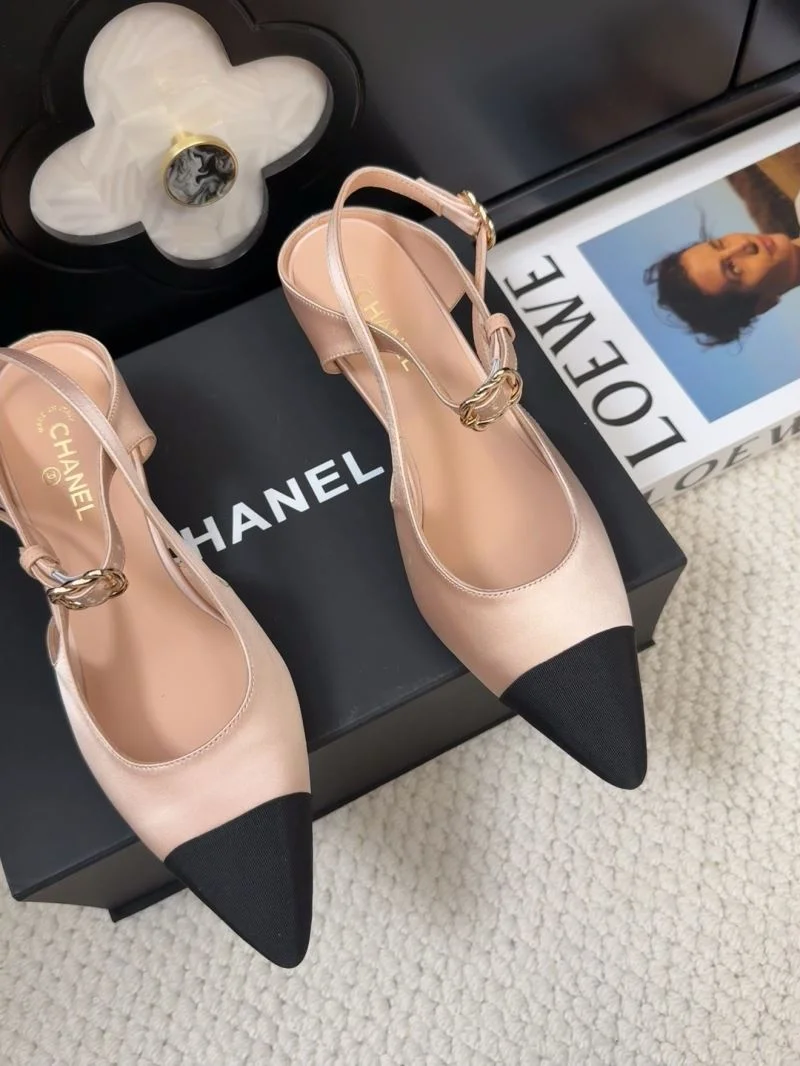 Refined Chanel Sandals 18966