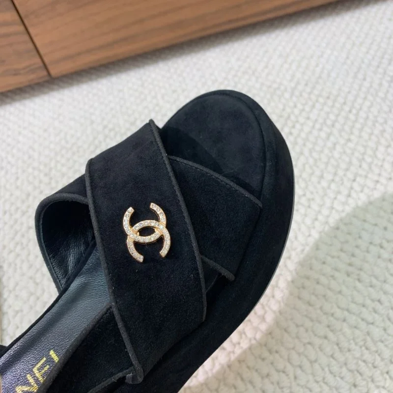 Seasonal Chanel Sandals 18974