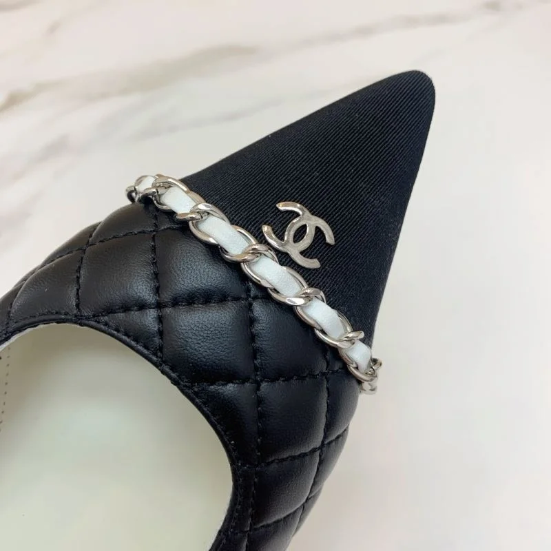 EyeCatching Chanel Sandals 18973
