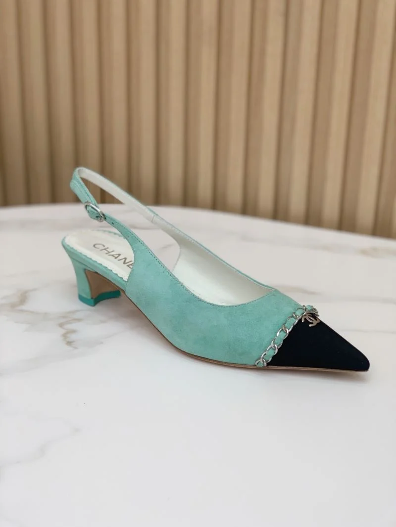 Contemporary Chanel Sandals 18965
