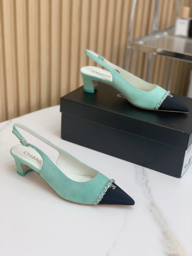 Contemporary Chanel Sandals 18965