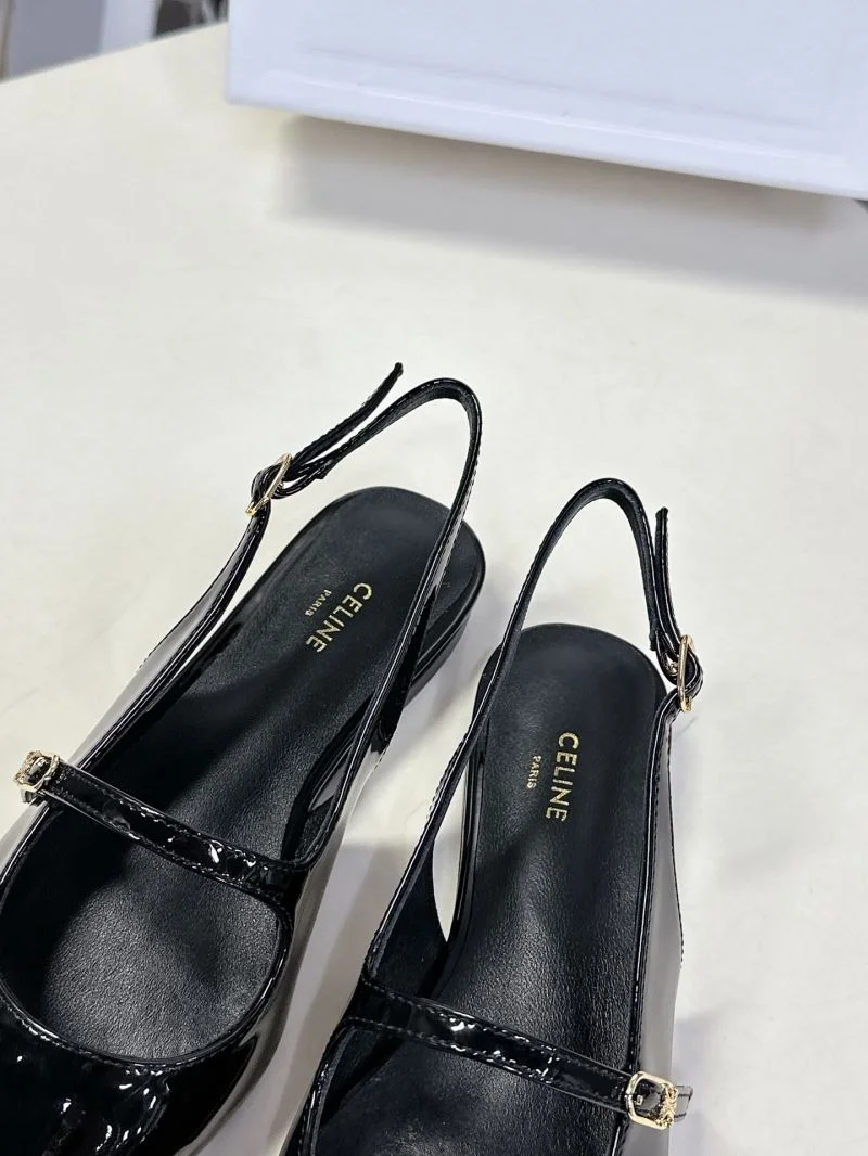 Chanel Sandals WaterResistant 18960